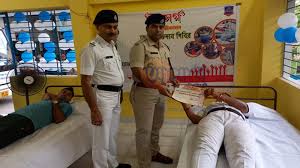 দুর্গাপুর থানার উদ্যোগে রক্তদান শিবির 1 2Q==
