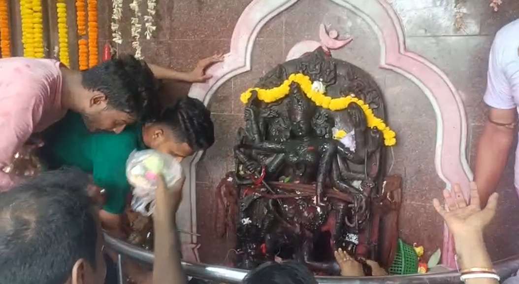 দেখতে বছর জলেই থাকে ক্ষীরের যোগ্যদা মা 1 Screenshot202025 05 1920183957