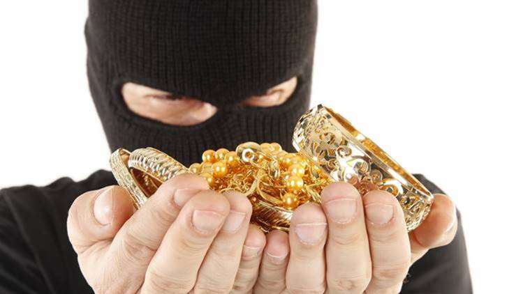 শিলিগুড়ি সোনার দোকানে চুরিতে, ১ 2 gold thief thinkstock 759