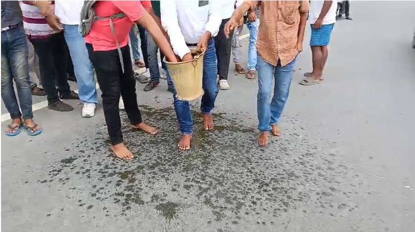 শুভেন্দুর যাত্রাপথ শুদ্ধিকরণে গোবর জল, তৃণমূলের কর্মসূচি 1 Screenshot202025 08 0520215540